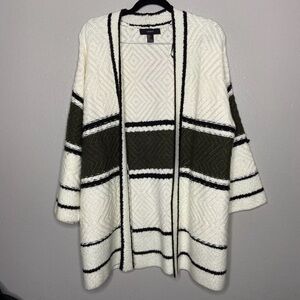 Forever 21 Long Lined Cable Knit Cardigan Sweater White Green Size Large Womens